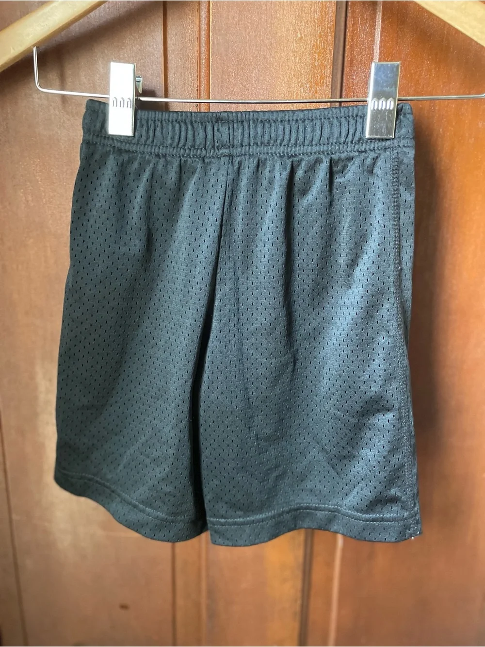 Nike boys size 7 black athletic shorts
